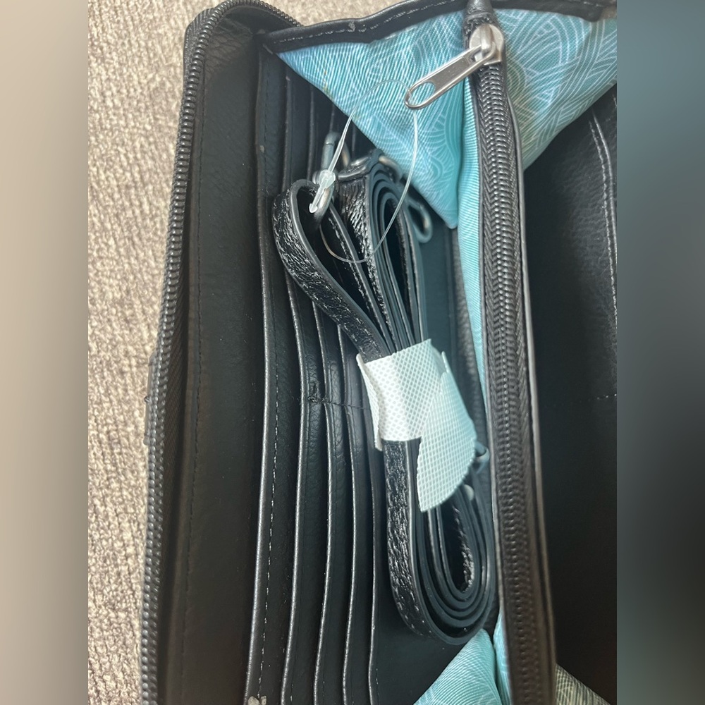 The Sak Black Leather Clutch Wallet - Picture 7 of 9